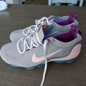 Women's Nike Vapormax 2021 FK "Wolf Grey/Pink